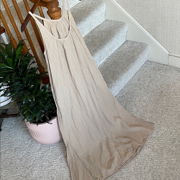 Universal Thread Light Beige Waflle Maxi Dress - Picture 4 of 9